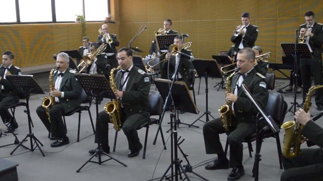 "Moonlight Serenade" смотреть онлайн