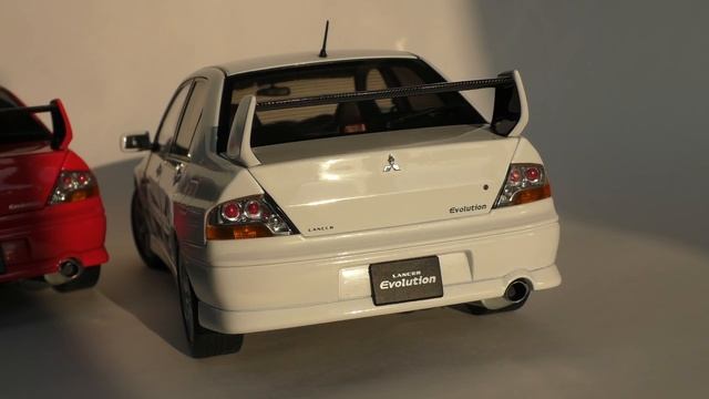 Mitsubishi Lancer Evolution 8, AUTOart, 1:18 "ТАЧКИ с Максимом Бочкарёвым". смотреть онлайн