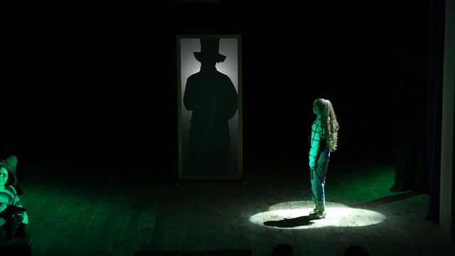 «ВОЛШЕБНИК ИЗУМРУДНОГО ГОРОДА». Спектакль Театральной студии «Бенефис» в ДК Ясная Поляна. Май 2021. смотреть онлайн