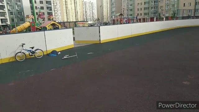 #НашГород в помощь,  если испорчено резиновое покрытие на детской площадке