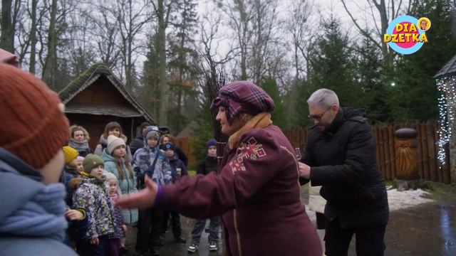 ДиаДетки в Беловежской пуще 🎅🎄❄️ #diadzetka #беловежскаяпуща #дедморозиснегурочка #диалюди
