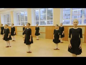 Открытые уроки по Народному танцу (середина) / Группа Младший 2