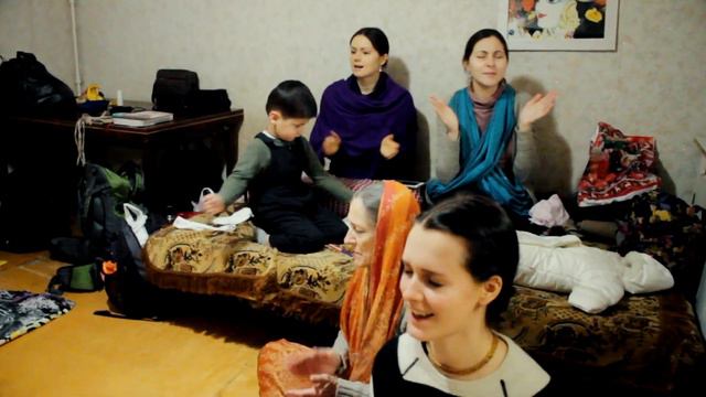 Rasasthali Nam-Hatta - Джайа Радха-Мадхава-Киртан в Общежитии (Харьков, 29 декабря 2018 г.) смотреть онлайн