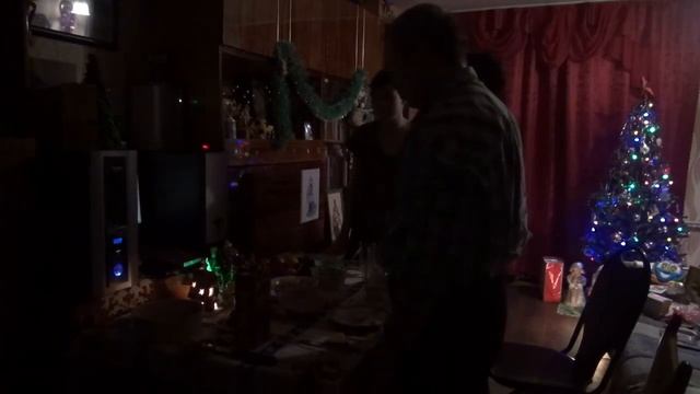 Новогодняя ночь, в семье с аутистом. Аутист Ангелина встречает Новый Год смотреть онлайн