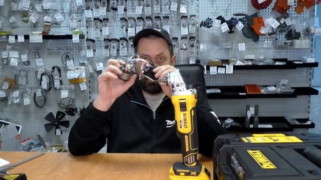 ЖЕЛТЫЙ СНАРУЖИ И ЗОЛОТОЙ ВНУТРИ БОЛГАРКА DEWALT смотреть онлайн