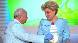 Коклюш. Детские болезни у взрослых. Жить здорово! Фрагмент выпуска от 25.05.2016