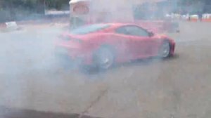 Burnout Ferrari F430