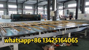 машина для склеивания сэндвич-панелей
машина для нанесения клея на сотовые панели