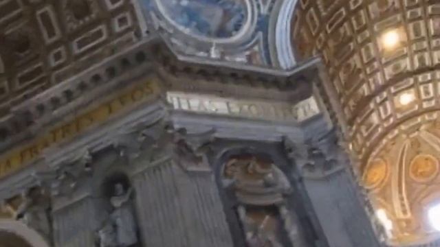 Собор Святого Петра. Ватикан. Поиски Святой Елены. Vaticano.