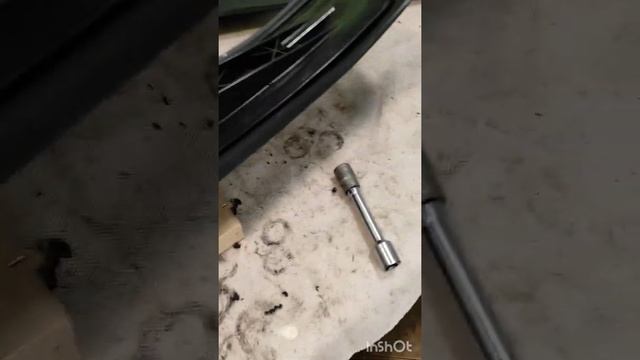 Установка расширителей лыж на снегоход SHARMAX SN 650 смотреть онлайн