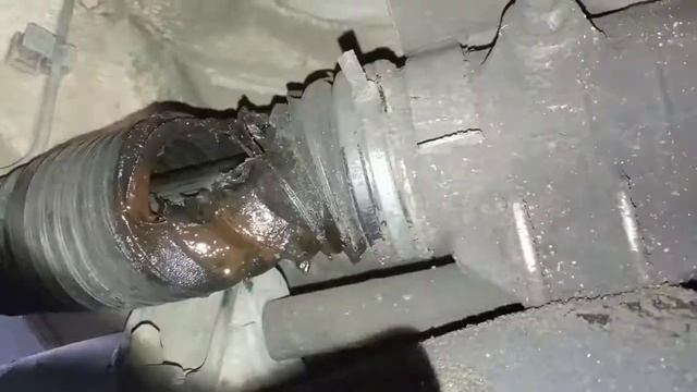 Пежо Експерт замена пыльника рулевой рейки. смотреть онлайн