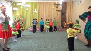 Осенний хоровод  Последний танец.mp4