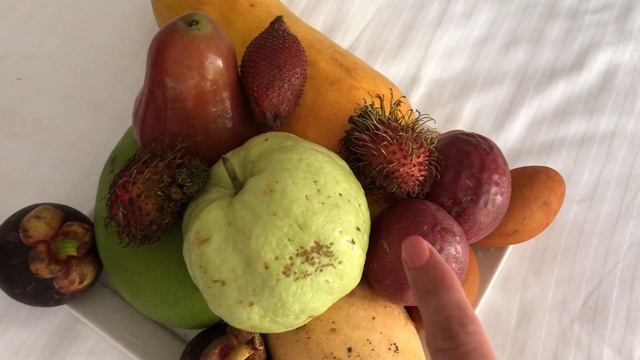 ПЛЯЖ С САМОЛЕТАМИ НА ПХУКЕТЕ: МЕСТО, ГДЕ САДЯТСЯ САМОЛЕТЫ ПРЯМО НАД ГОЛОВОЙ