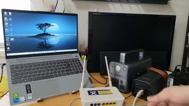 How to have WIFI And use your LAPTOP during POWER OUTAGE? | YOOBAO EN1 and EN300WLPD POWER STATION смотреть онлайн