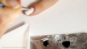 Эффект натуральных камней гель лаком  Белый мрамор на ногтях маникюр