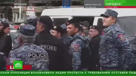 В Ереване возобновились акции протеста с требованием отставки Пашиняна