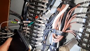 Электровоз ЭП1 Не поднимаются токоприемники (не выходят ПБ).