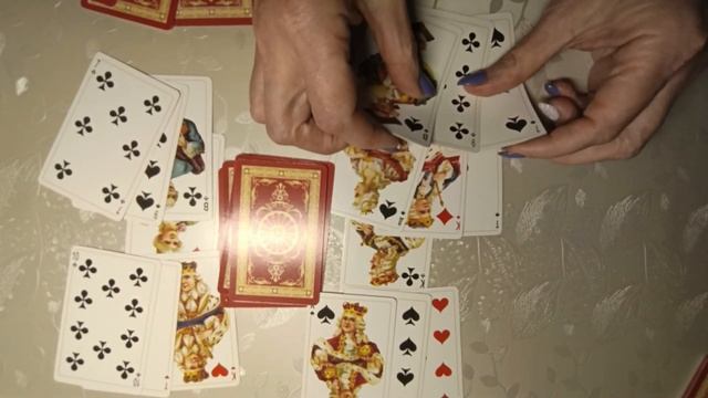 КРЕСТОВЫЙ КОРОЛЬ И ЧЕРВОВАЯ ДАМА, МЫСЛИ, ЧУВСТВА, ДЕЙСТВИЯ??? смотреть онлайн