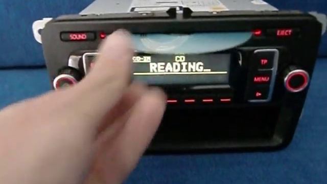 VW RCD 210 MP3 / Radio Autoradio carradio car black schwarzes display 5K0035156A смотреть онлайн