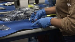 How a Traded-In Apple iPhone Gets Refurbished | WSJ