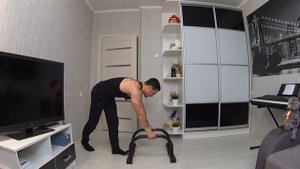 Отжимания в стойке на руках | Обучалка