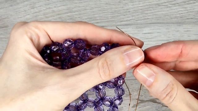 Мастер-класс Конфетница из бусин/Сплела Конфетницу для мини конфет?/DIY beaded candy bowl смотреть онлайн