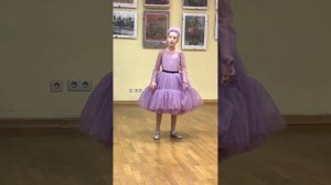 «Семь подружек голосистых». Исполняет Кристина  Фильчагина, 7 лет.