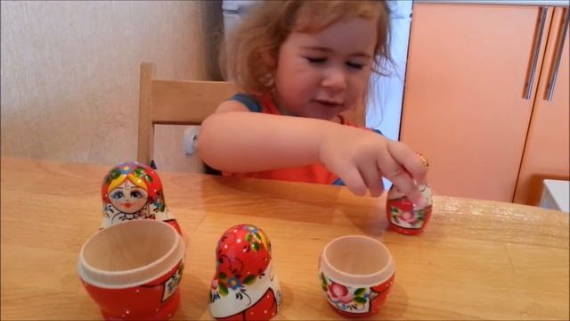 Матрешка - играем вместе с Полей смотреть онлайн