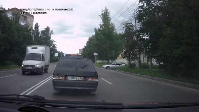 Барин на Mercedes GLK едет смотреть онлайн