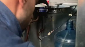 Замена помпы подкачки воды в аппарате Necta Kikko ES6 за минуту