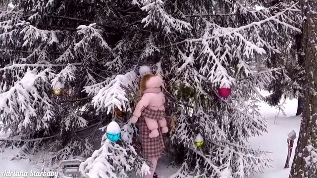 Адриана в "Царство-Королевство". Развивающая книжечка. Рум тур смотреть онлайн