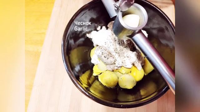 Фаршированные яйца с печенью трески.  Быстро и вкусно.