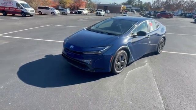 Tour the all new 2024 Toyota Prius with Arthur. смотреть онлайн