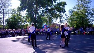 Последний звонок-2015 Вальс 9а класса