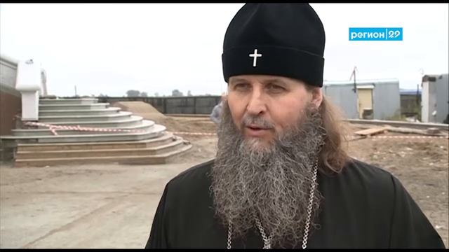 Первая служба в Михайло Архангельском соборе смотреть онлайн