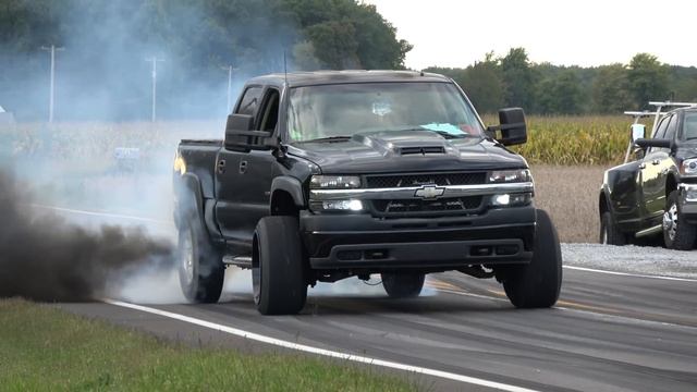 Burnouts from the 5th Annual Ronnie Sams Cruise Fest 2022! смотреть онлайн