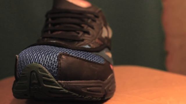 Обзор кроссовок Adidas Raf Simons Ozweego 2 смотреть онлайн