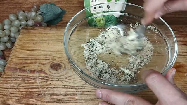 Как вкусно подать на праздничный стол картофель в мундире.