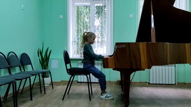 Шамина Евгения.Р.Шуман. "Солдатский марш".Преподаватель Шабашова Л.П. смотреть онлайн