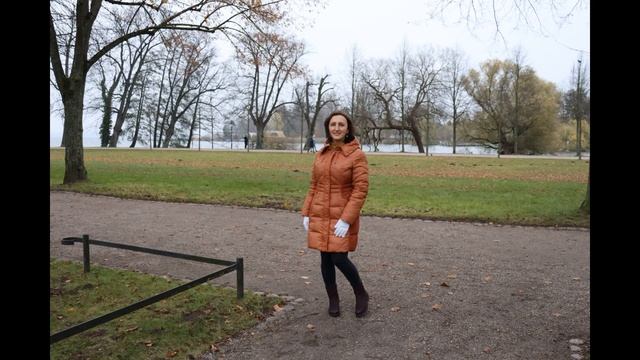 Сказочный замок в городе Шверин, северная Германия. Ein Rundgang um das Schweriner Schloss.