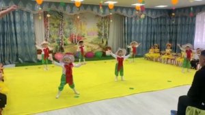 Танец грибочков в детском саду