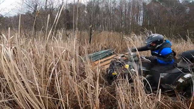 Поездка на квадроциклах по торфяникам: BRP XMR 1000,Suzuki 700, Stels 500, Stels 500, Arctic Cat 50 смотреть онлайн
