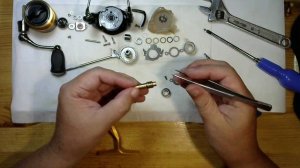 Катушка Daiwa Aird 2000SH.