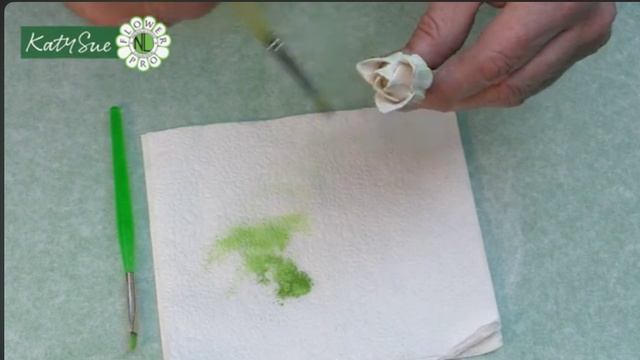 Приготовьте воздушно-сухие глиняные тюльпаны и бумажные белки с шеф-поваром Николасом Лоджем - Часть смотреть онлайн