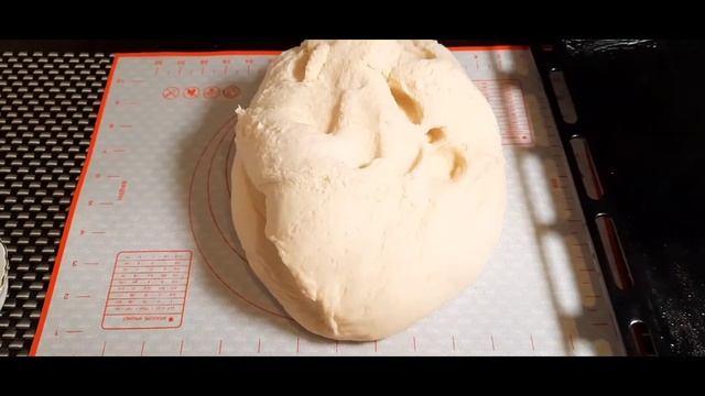 БУЛОЧКИ СМЕТАННИКИ! Воздушные булочки с нежнейшим сметанным вкусом! смотреть онлайн