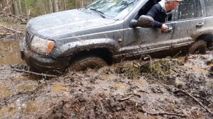 Jeep Grand cherokee WJ and Mercedes benz offroad