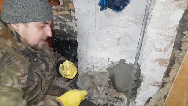УСТАНОВКА МАЯКОВ ДЛЯ ШТУКАТУРКИ ПО ОТВЕСУ | РЕМОНТ ПРОДОЛЖАЕТСЯ