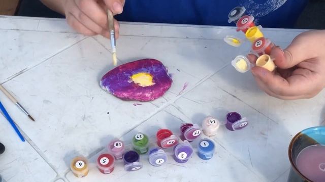 Как рисовать на камнях смотреть онлайн