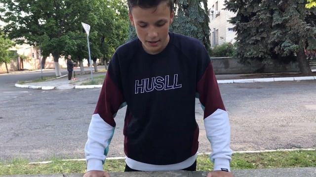 ТОП 10 ЛЕГКИХ ТРЮКОВ ПАРКУРА ДЛЯ НОВИЧКОВ КОТОРЫЕ МОЖНО ВЫУЧИТЬ ЗА 5 МИНУТ