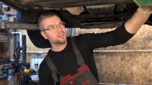 Suzuki Grand Vitara можно ли передвигаться без переднего редуктора (моста)?!